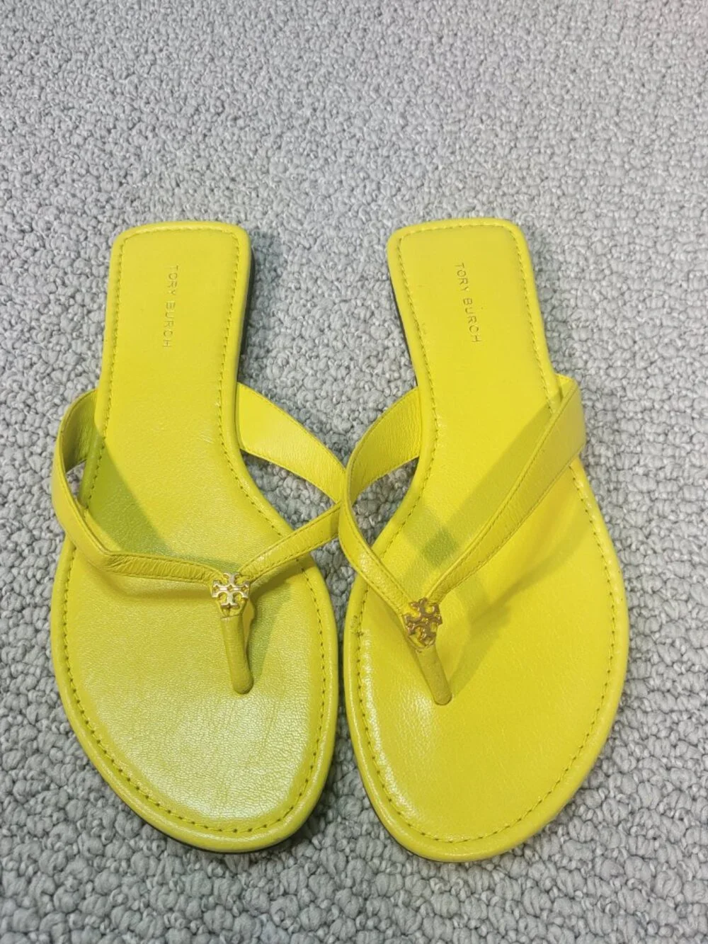 Tory Burch Classic Women's Size 8M Colza Yellow Leather Flip Flop Sandals